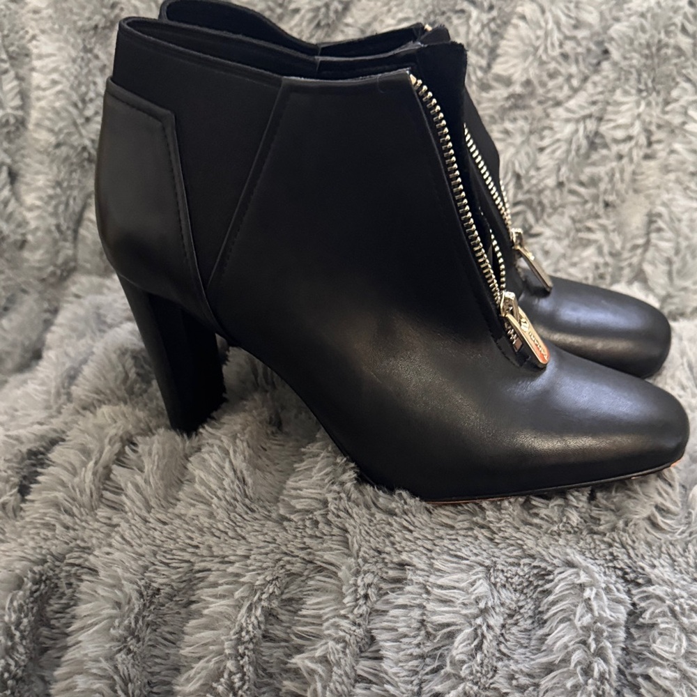 Tahari Black Heeled Ankle Boots
